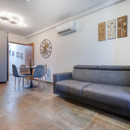 Spinola Seafront Deluxe