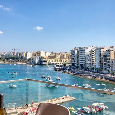 Spinola Seafront Deluxe Lägenhet *