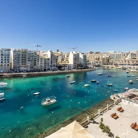 Spinola Seafront Deluxe * San Julián